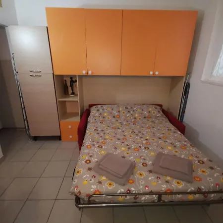 Giulia Apartment *
